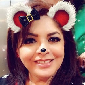 Meet your Posher, Corina